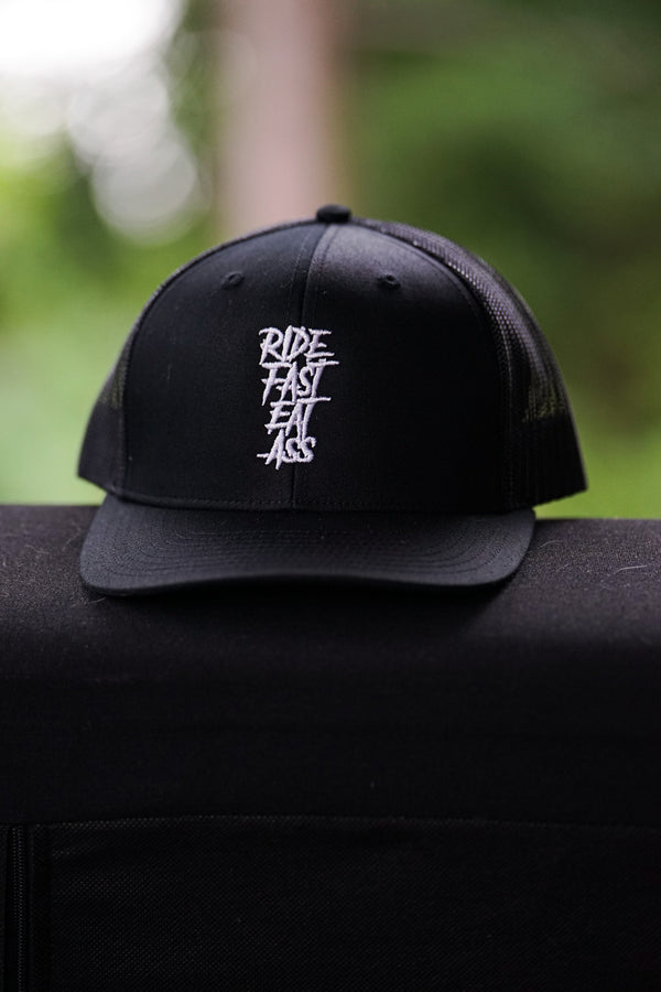 R.F.E.A. SNAP BACK HAT