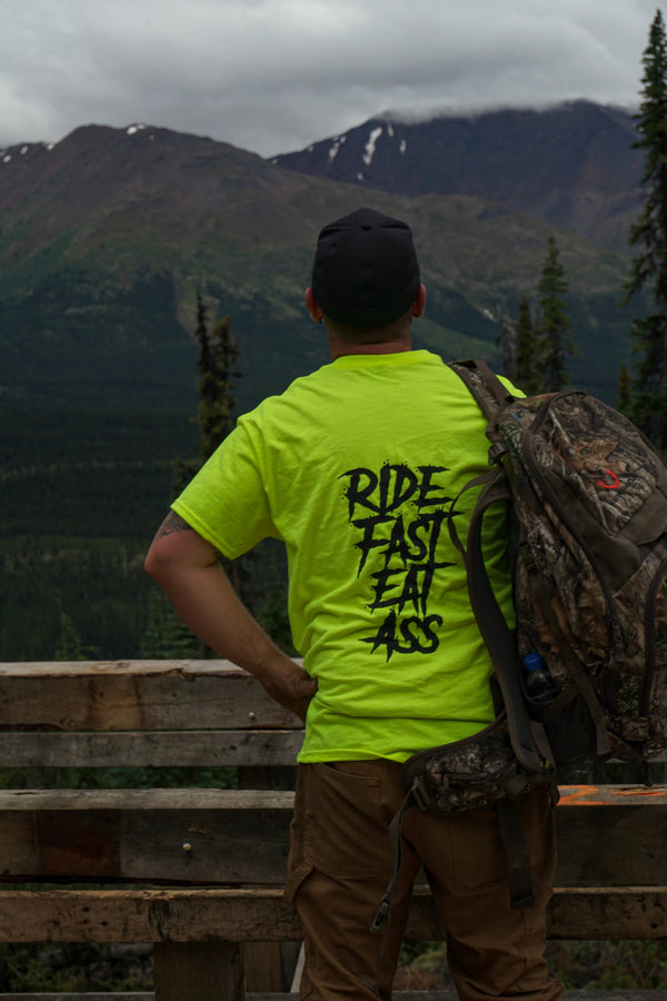 R.F.E.A. HIGH VIS POCKET T