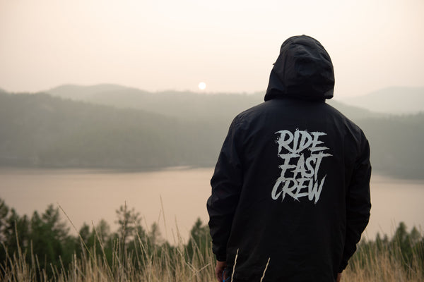 CREW WINDBREAKER